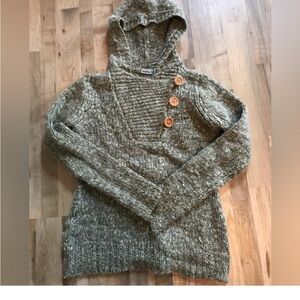 Daytrip Women’s wool blended sweater. Medium but‎ fits like a small.